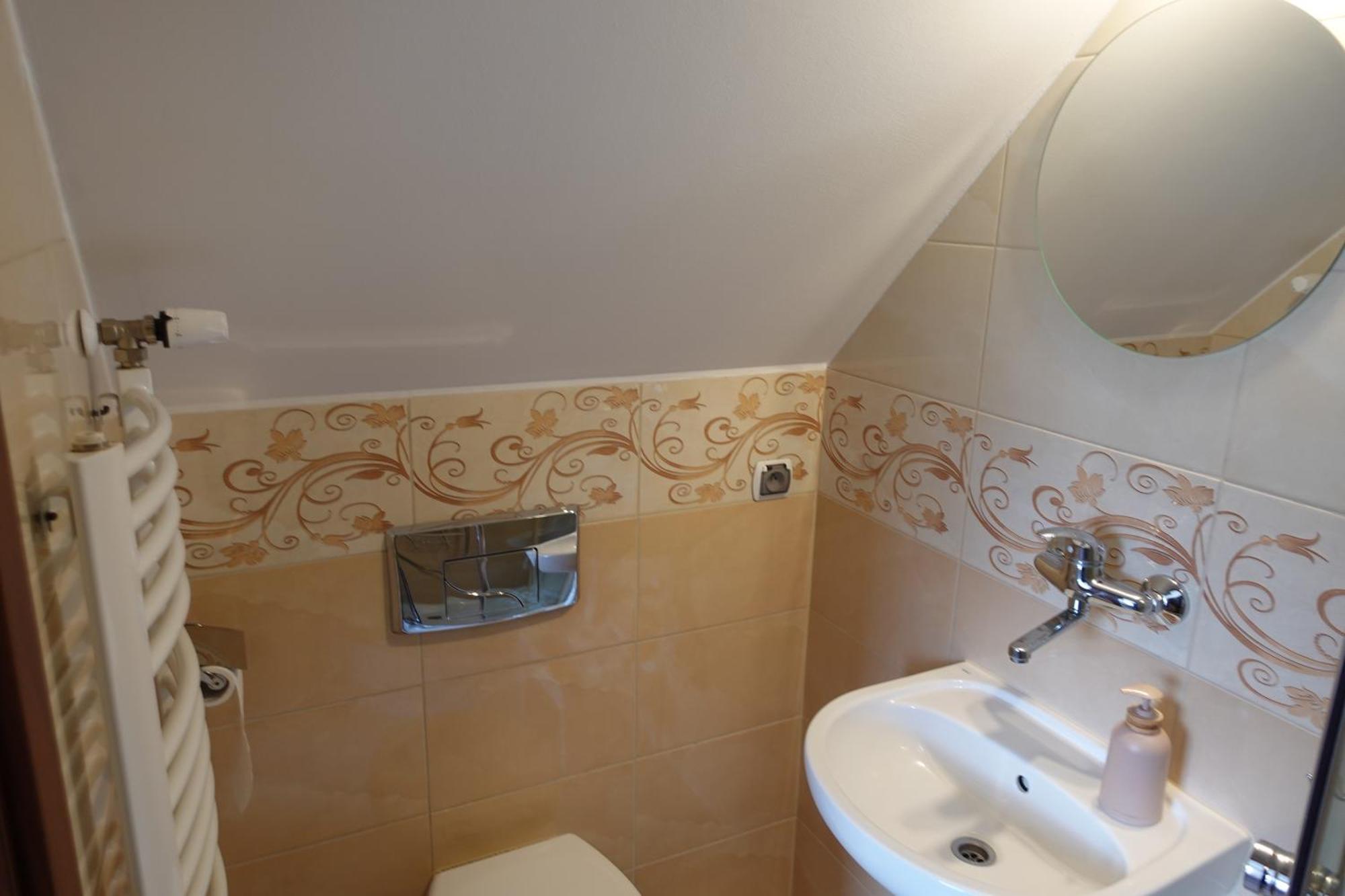Mala Chatka Krzeszow  Ngoại thất bức ảnh